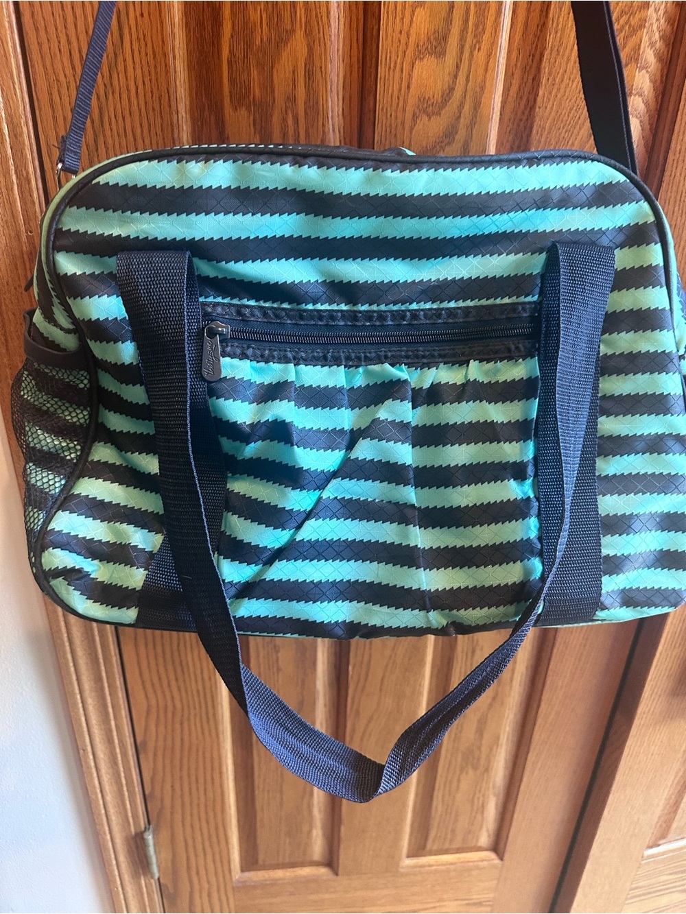 Thirty-One All-In Tote Deep Sea Wave Diaper Bag Gym Travel Beach Blue Stripe